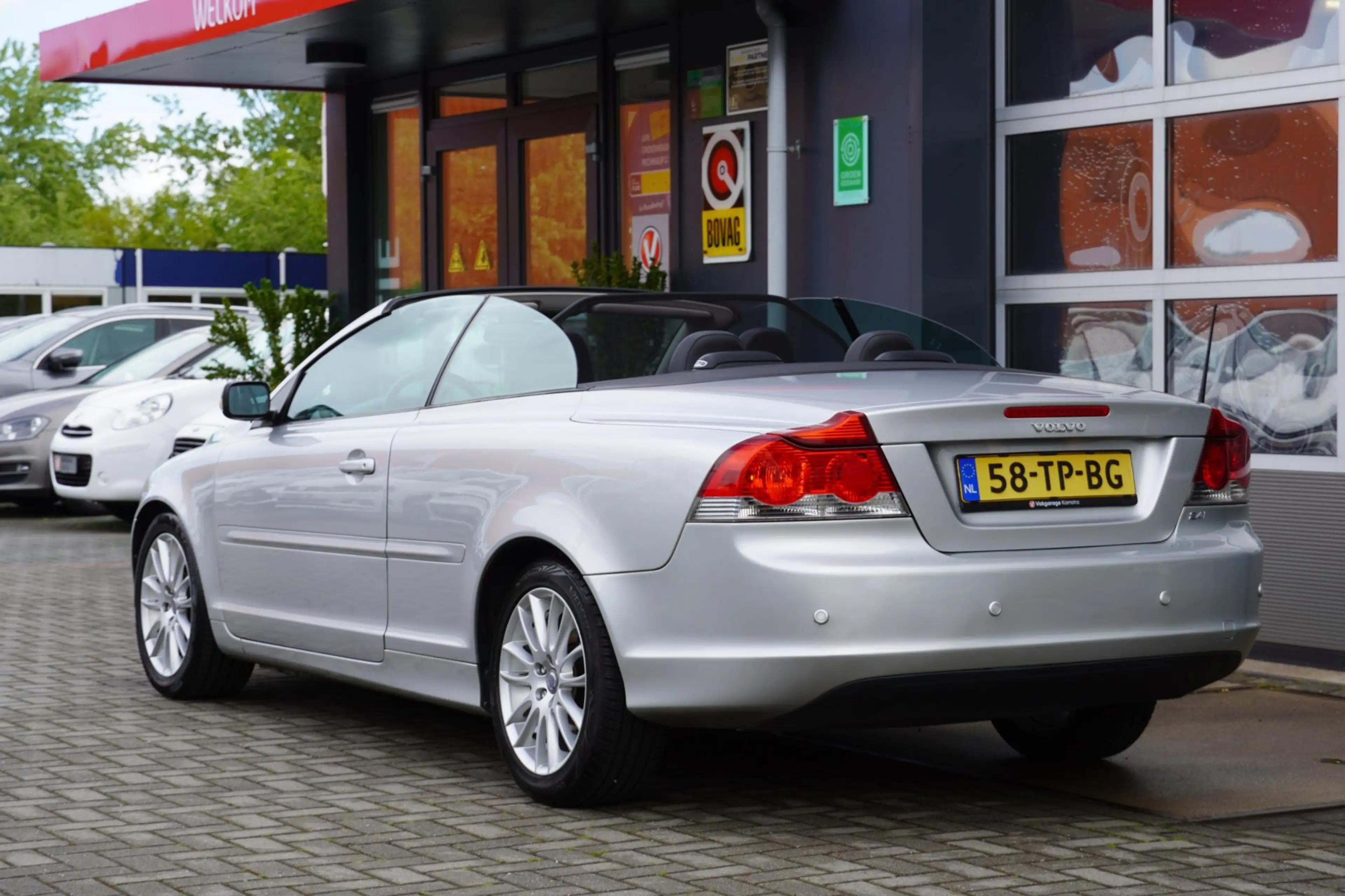 Volvo C70 Convertible 2.4i 170PK Summum Leder/Stoelverw./PDC — photo 6