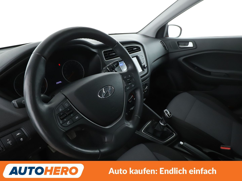 Hyundai i20 1.0 TGDI Trend*TEMPO*CAM*PDC*SHZ*KLIMA* — photo 11