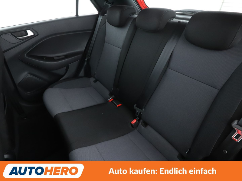Hyundai i20 1.0 TGDI Trend*TEMPO*CAM*PDC*SHZ*KLIMA* — photo 14