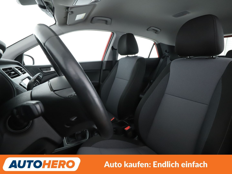 Hyundai i20 1.0 TGDI Trend*TEMPO*CAM*PDC*SHZ*KLIMA* — photo 10