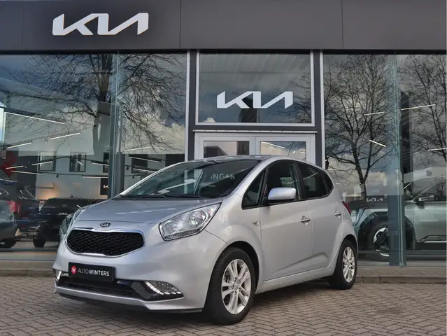 Kia Venga 1.6 CVVT DynamicLine Automaat | Navigatie | Camera