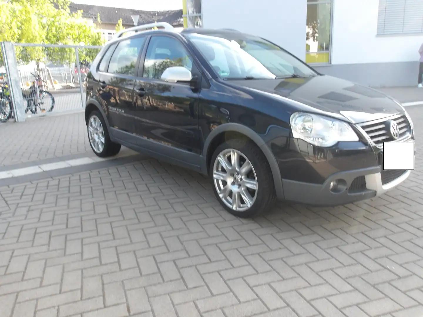 Volkswagen Polo Cross 1.6 Automatik CrossPolo -Beschreibung Lesen Чорний - 1