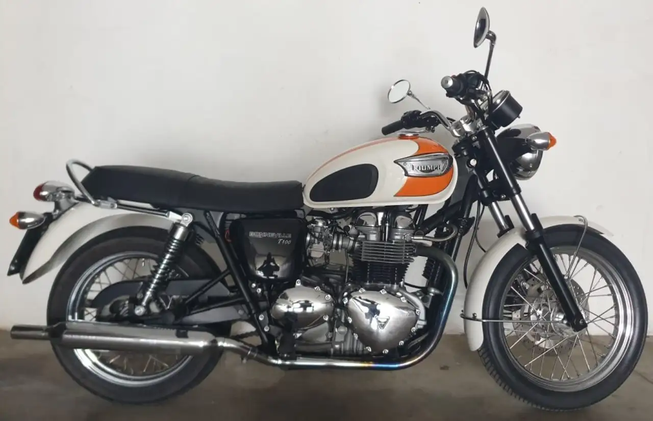 Triumph Bonneville T100