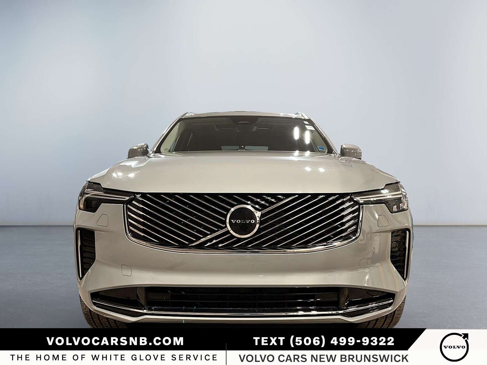 2026 Volvo XC90 B6 Core Bright Theme| alt 2