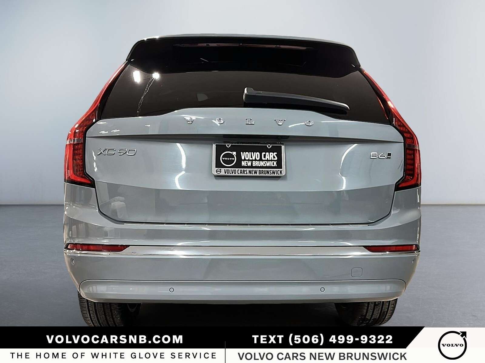 2026 Volvo XC90 B6 Core Bright Theme| alt 3