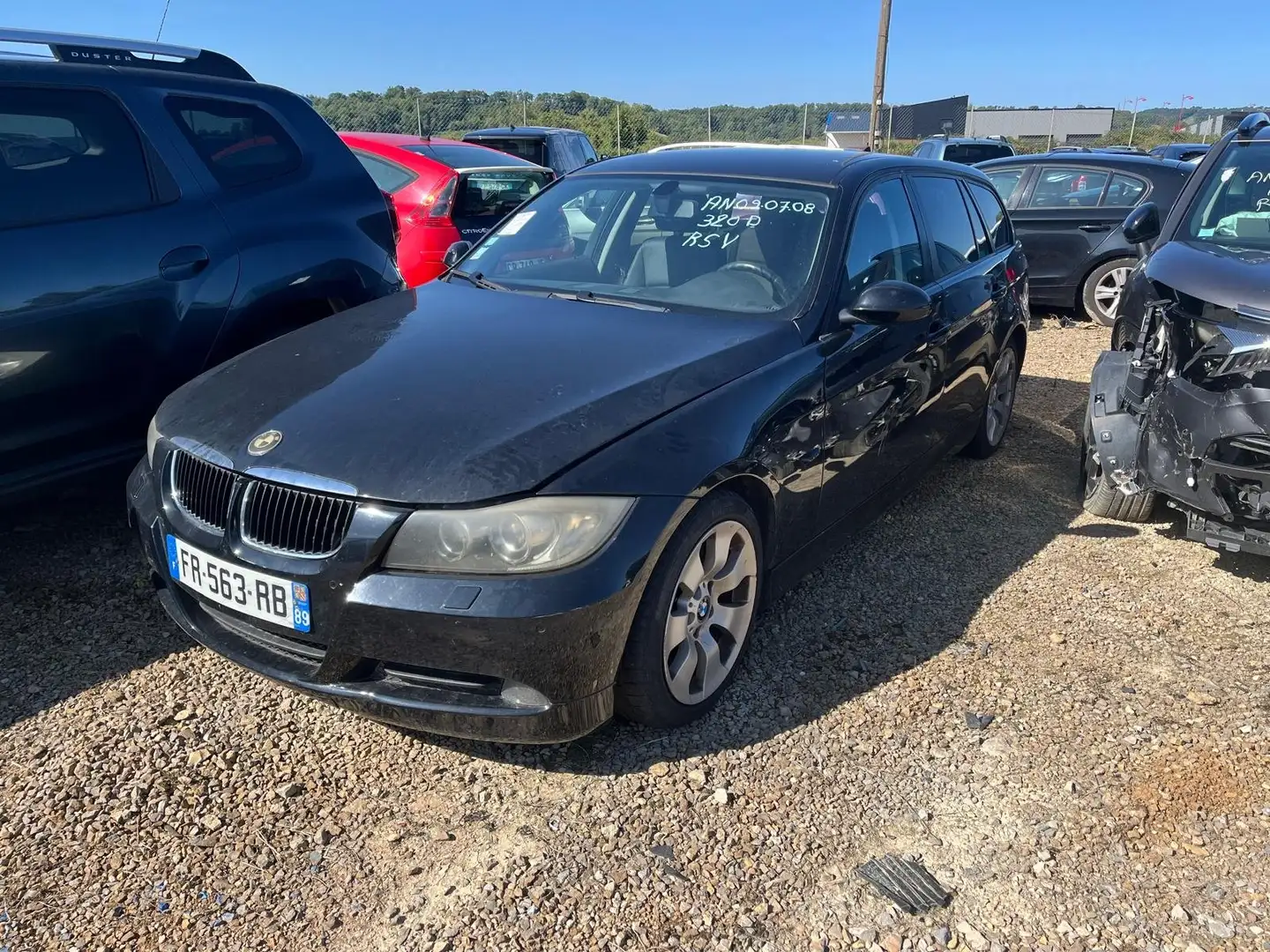 BMW 320 Série 3 320d 2.0 177 / FR563 Noir - 2