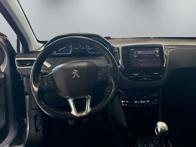 Peugeot 2008 view 13