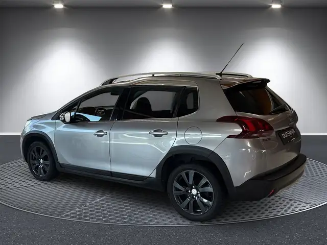 Peugeot 2008 view 3