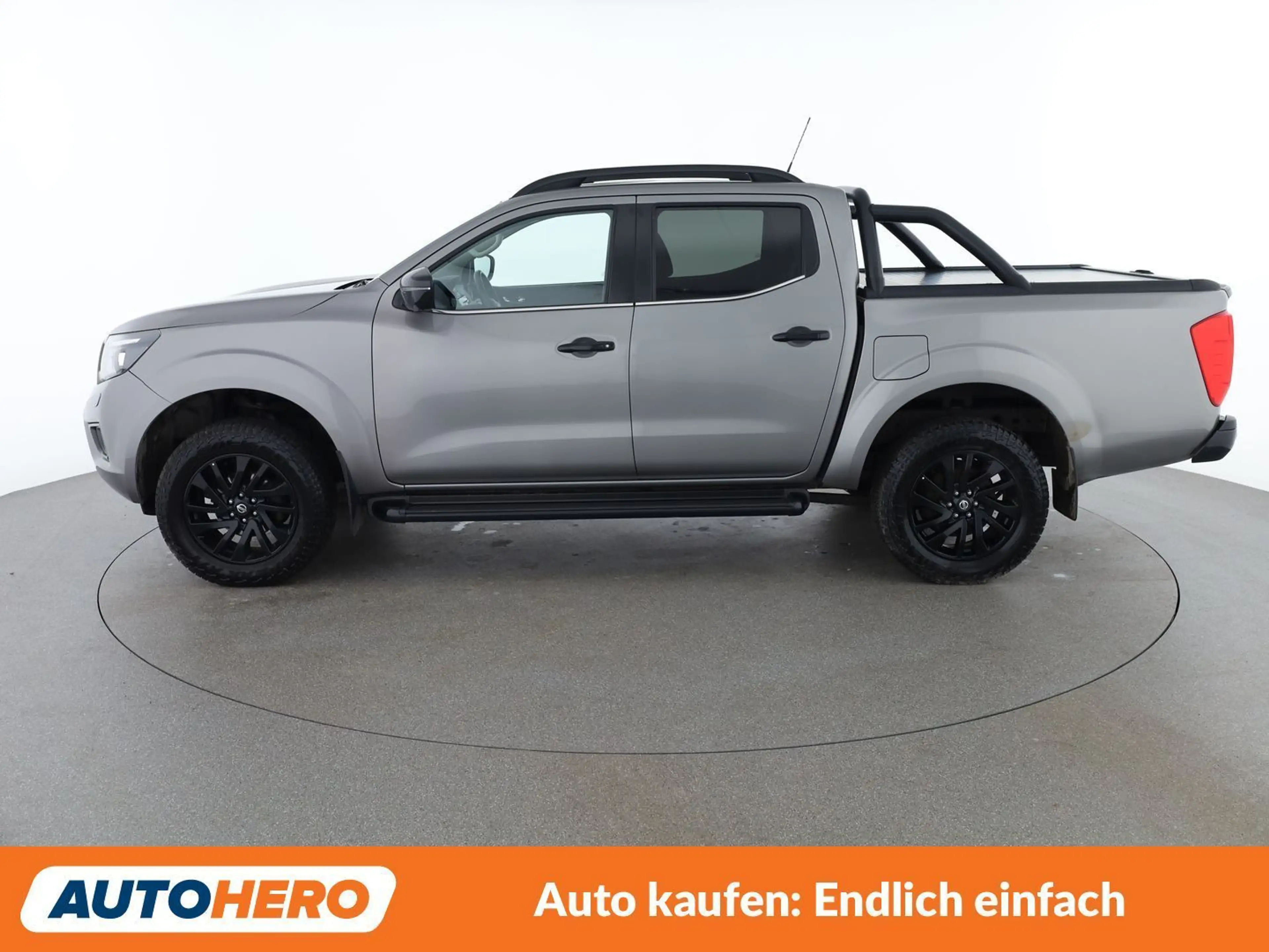 Nissan Navara 2.3 dCi N-Guard Double Cab 4x4 — photo 3