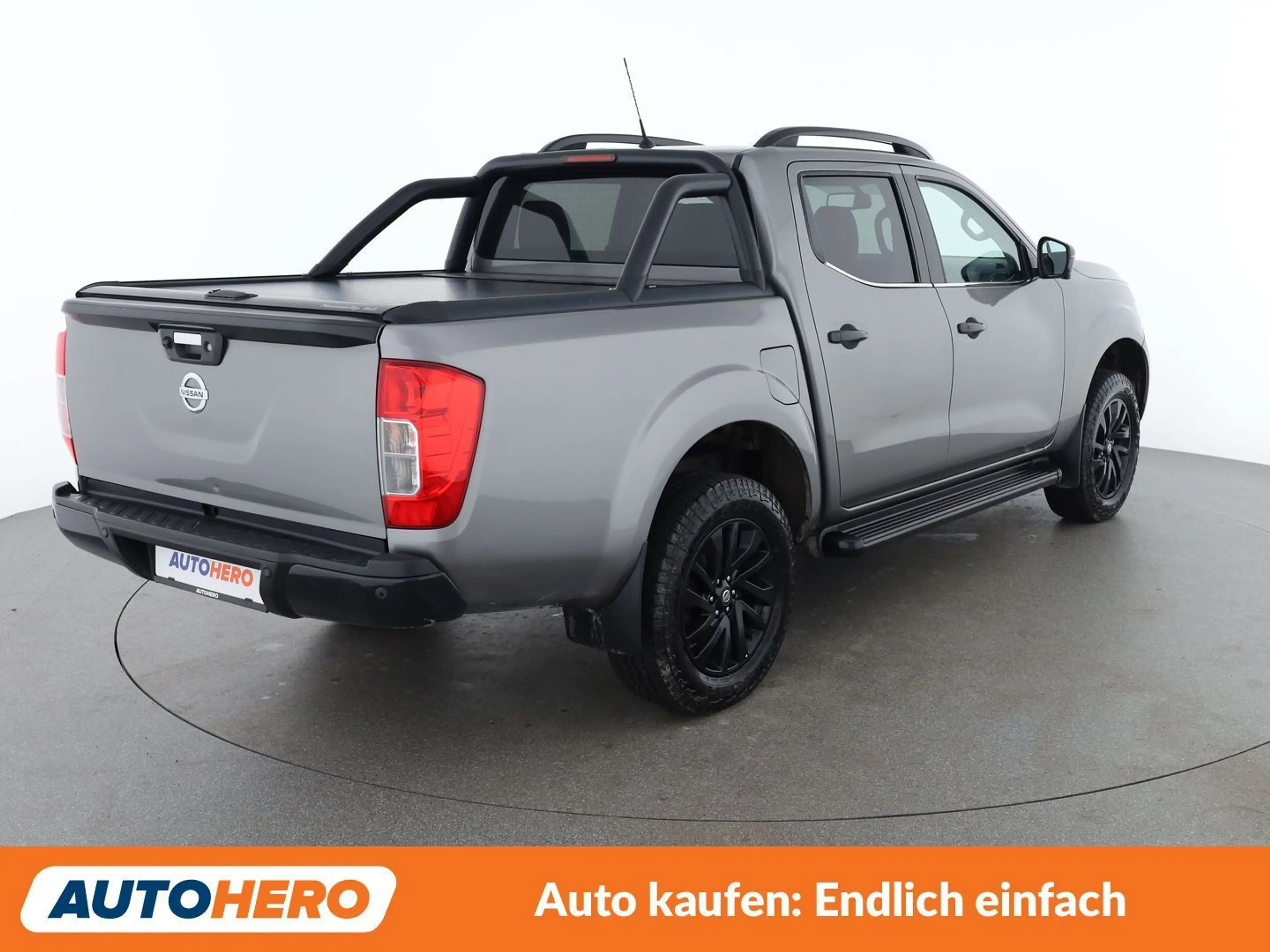 Nissan Navara 2.3 dCi N-Guard Double Cab 4x4 — photo 6