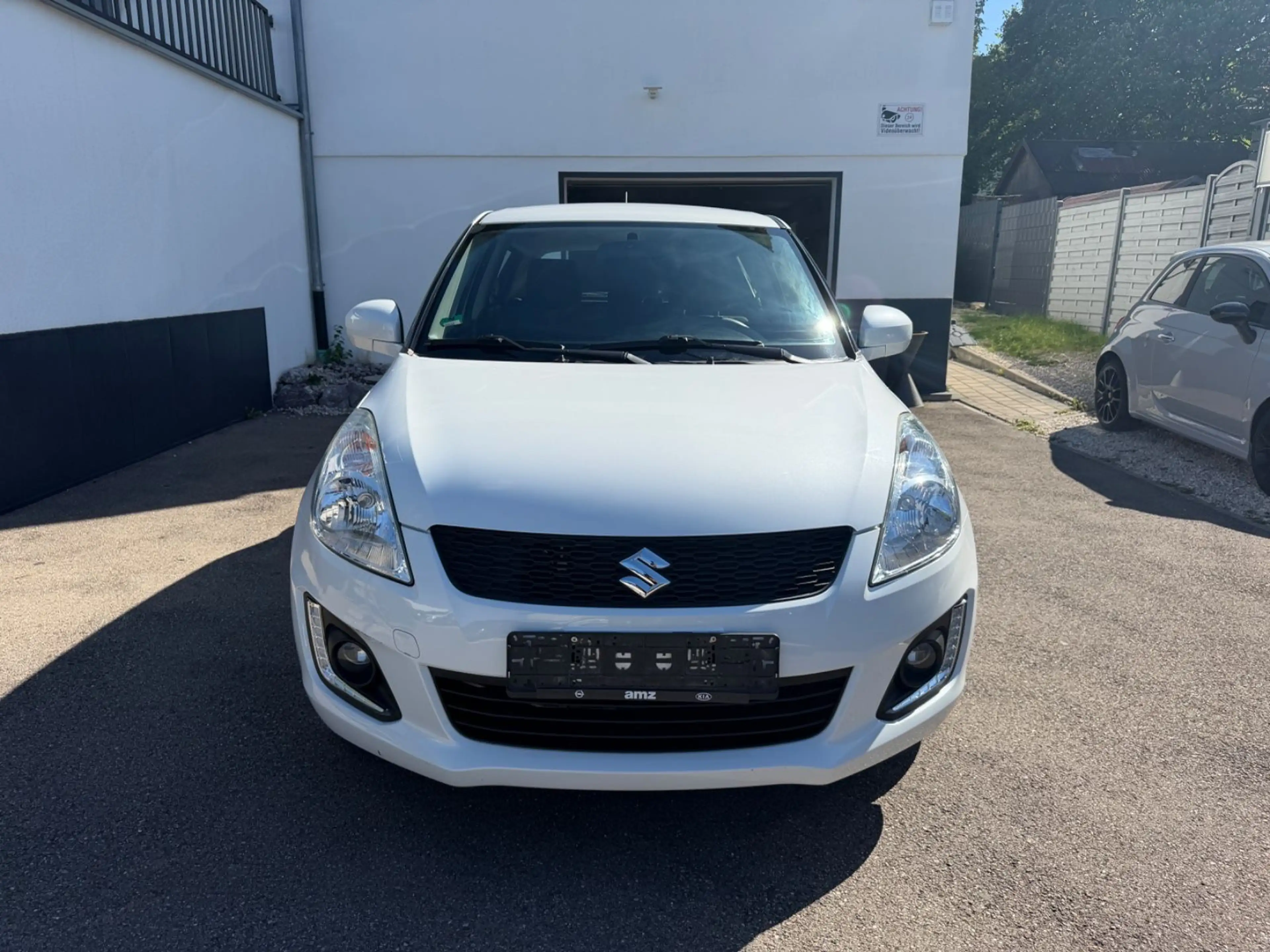 Suzuki Swift Club 4x4 KLIMAAUTOMATIK/SHZ/3.Hd — photo 14