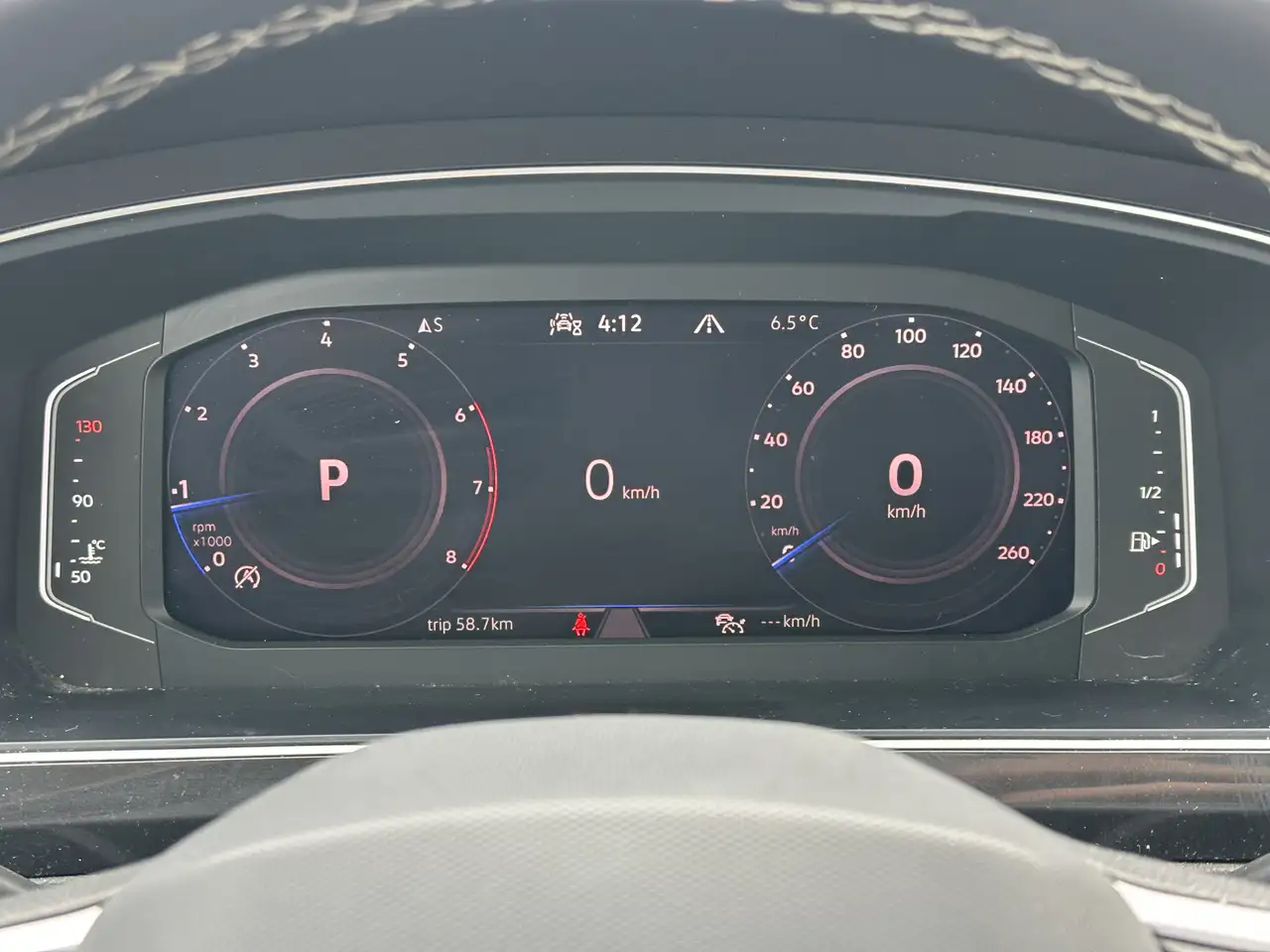 Volkswagen Tiguan снимка Volkswagen Tiguan