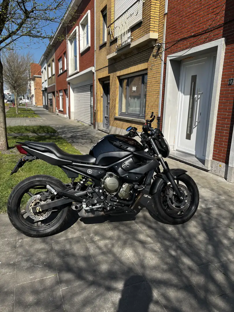 Yamaha XJ 6 Schwarz - 1