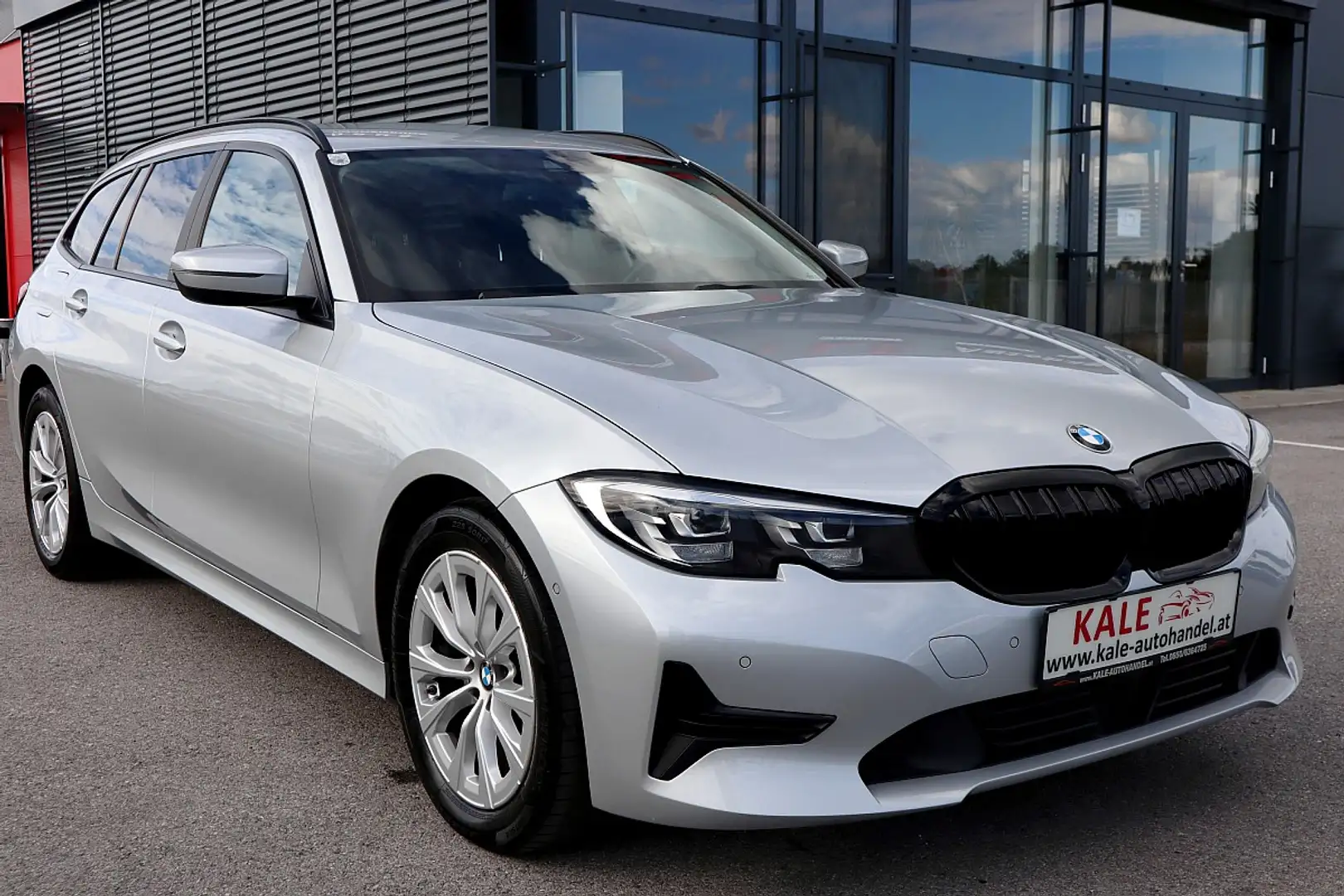 BMW 320 d Touring 48 V Mild-Hybrid-Technologie Aut.*1.B... Weiß - 2