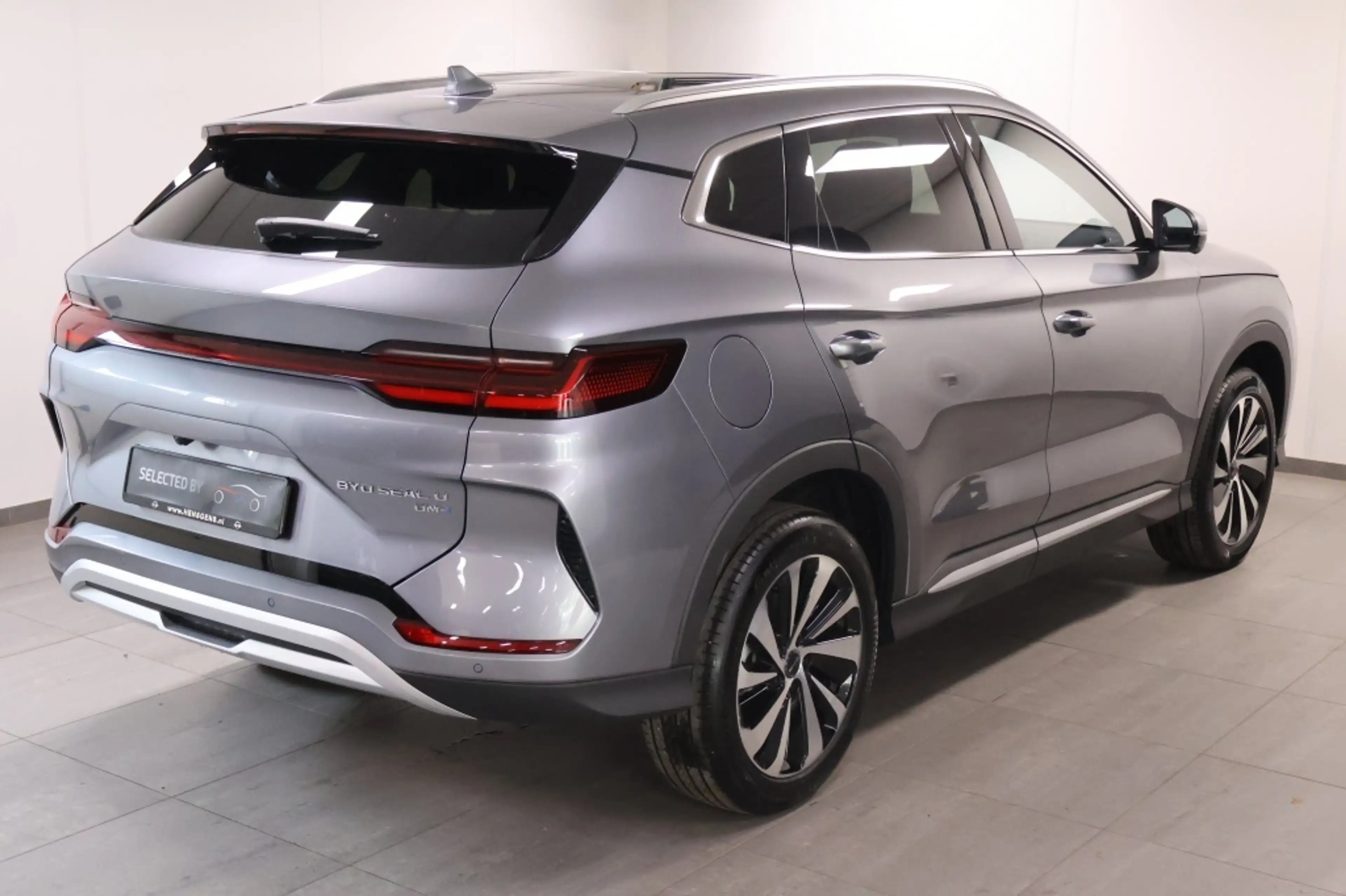 BYD Seal U 1.5 DM-i FWD Boost | BYD Specialist — photo 3