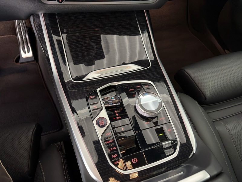 BMW X7 xDrive 40d M SPORT PRO /AHK/STH/H&K/PANO/7-SI — photo 14