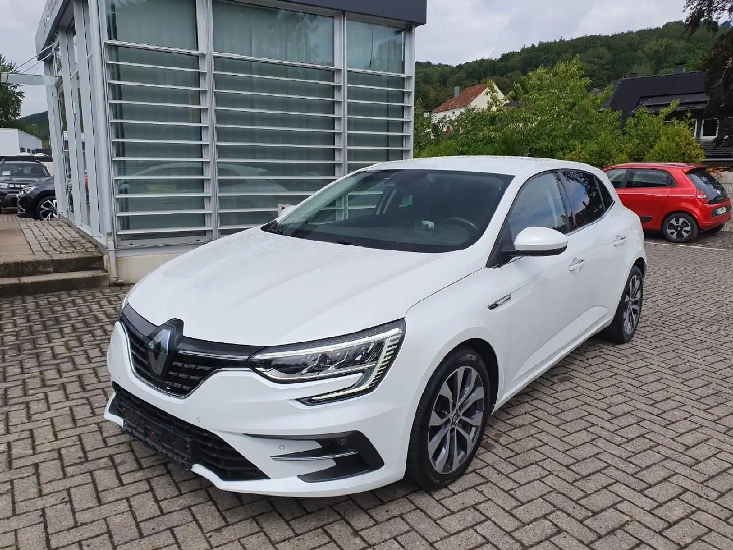 RENAULT Megane