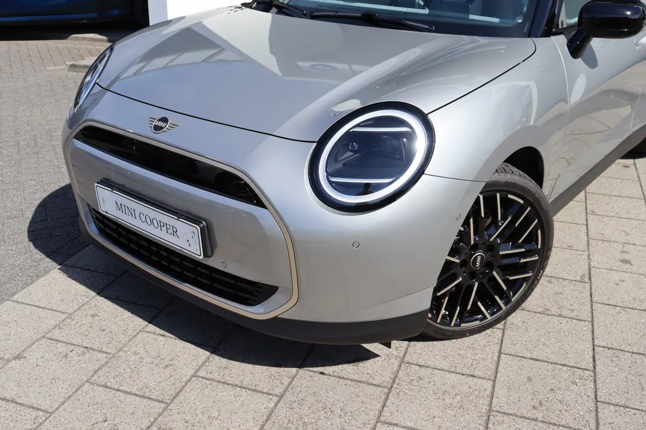 MINI Cooper E 2026