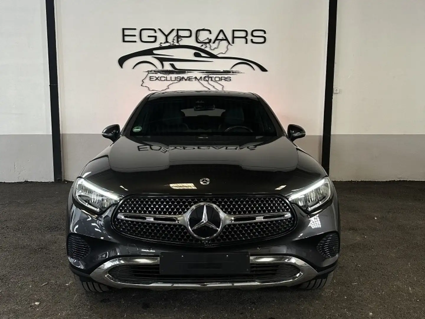 Mercedes-Benz GLC 300 Coupé 300e 4Matic Gris - 1