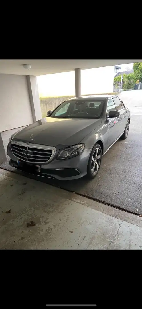 Mercedes-Benz E 220 d 9G-TRONIC Avantgarde Grau - 1