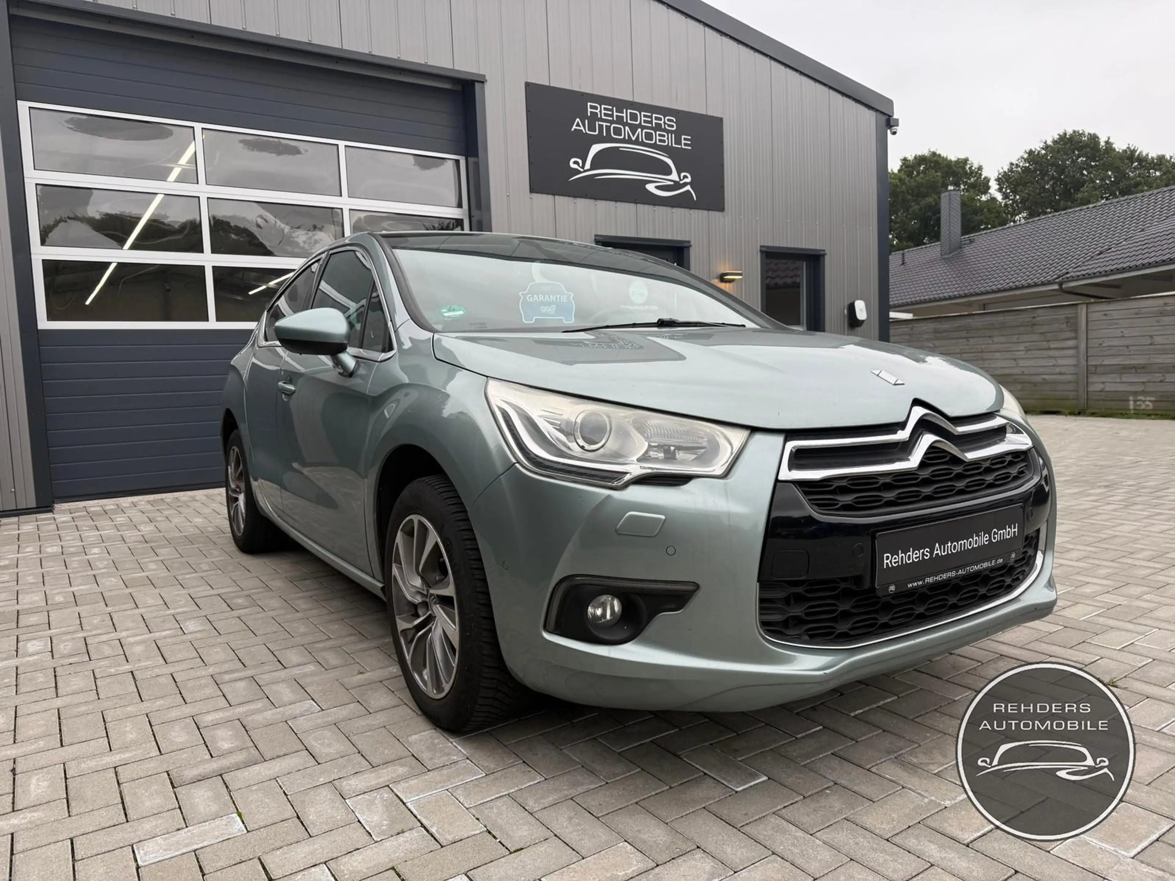 Citroen DS4 SoChic SHZ Tempo PDC Xenon Navi Totwinkel — photo 3