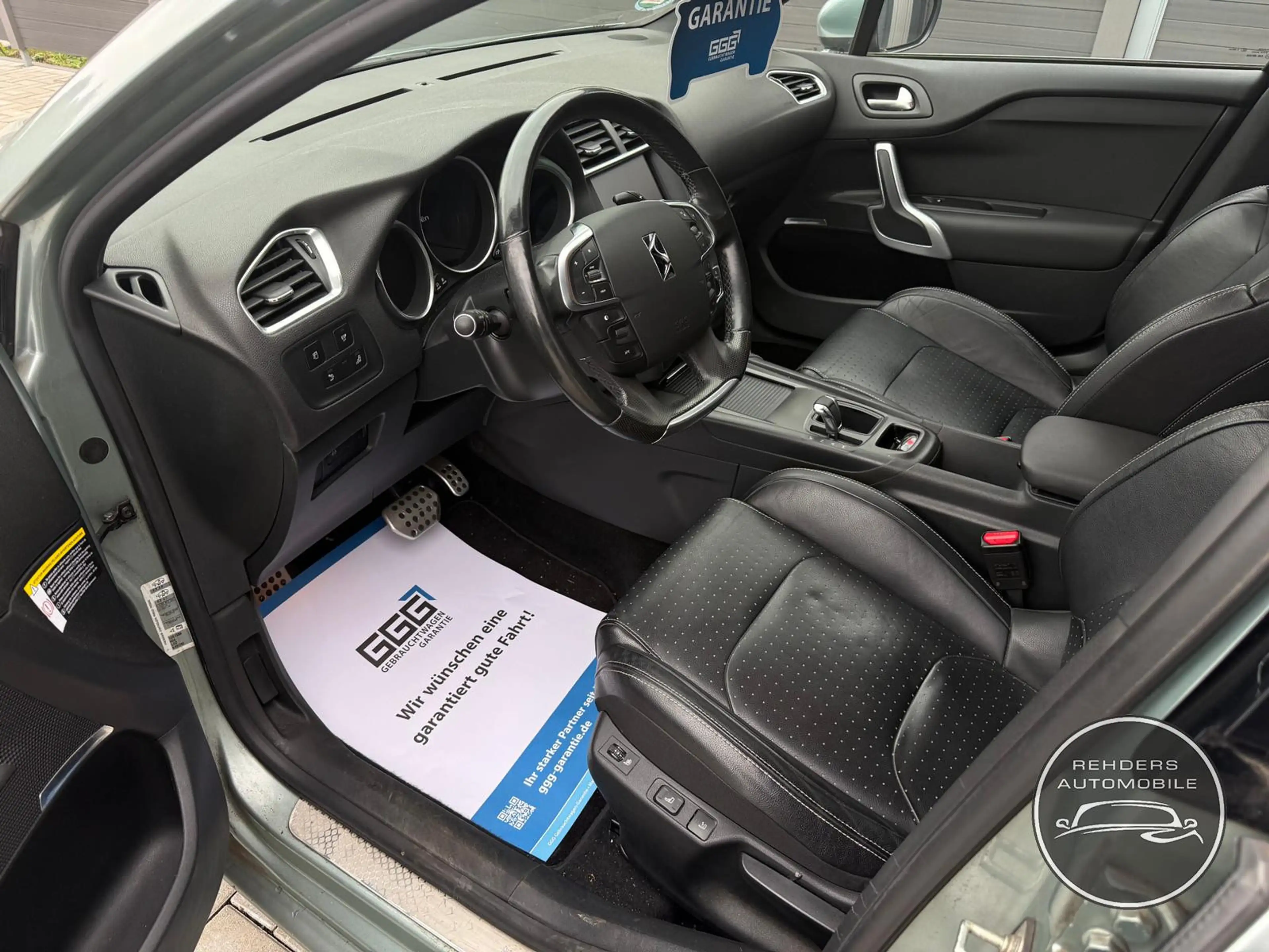 Citroen DS4 SoChic SHZ Tempo PDC Xenon Navi Totwinkel — photo 11