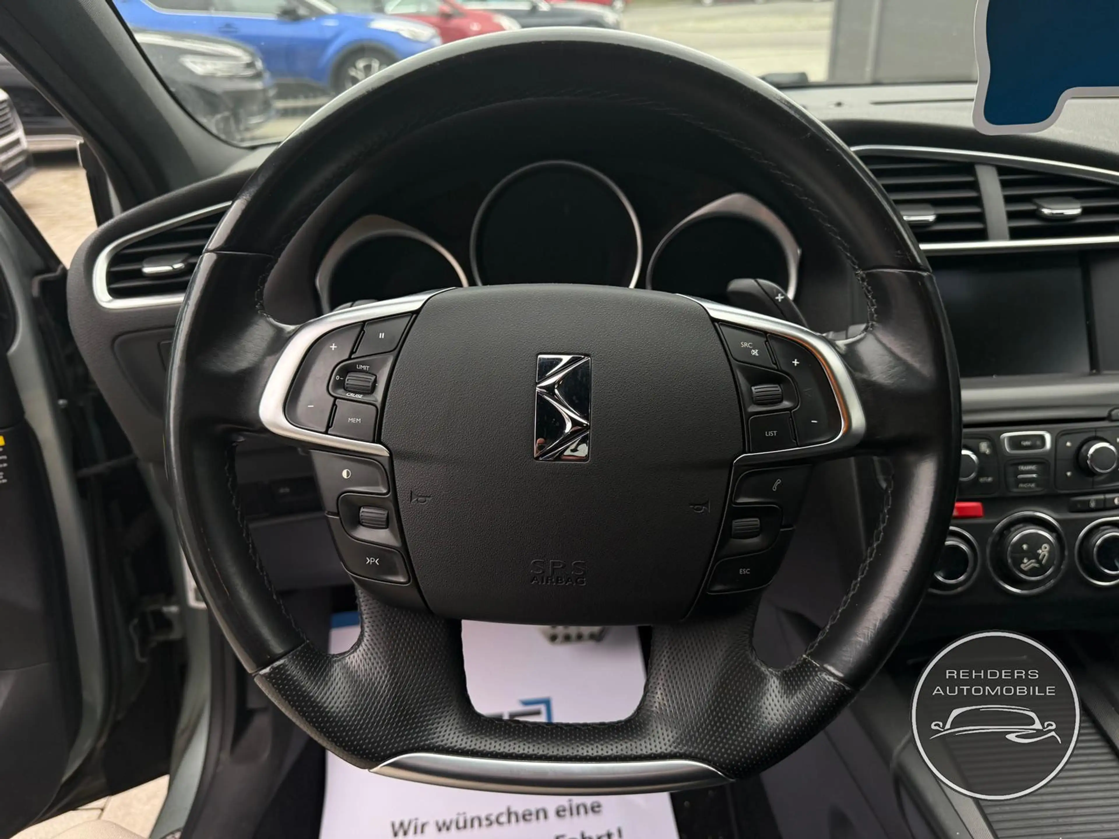 Citroen DS4 SoChic SHZ Tempo PDC Xenon Navi Totwinkel — photo 14