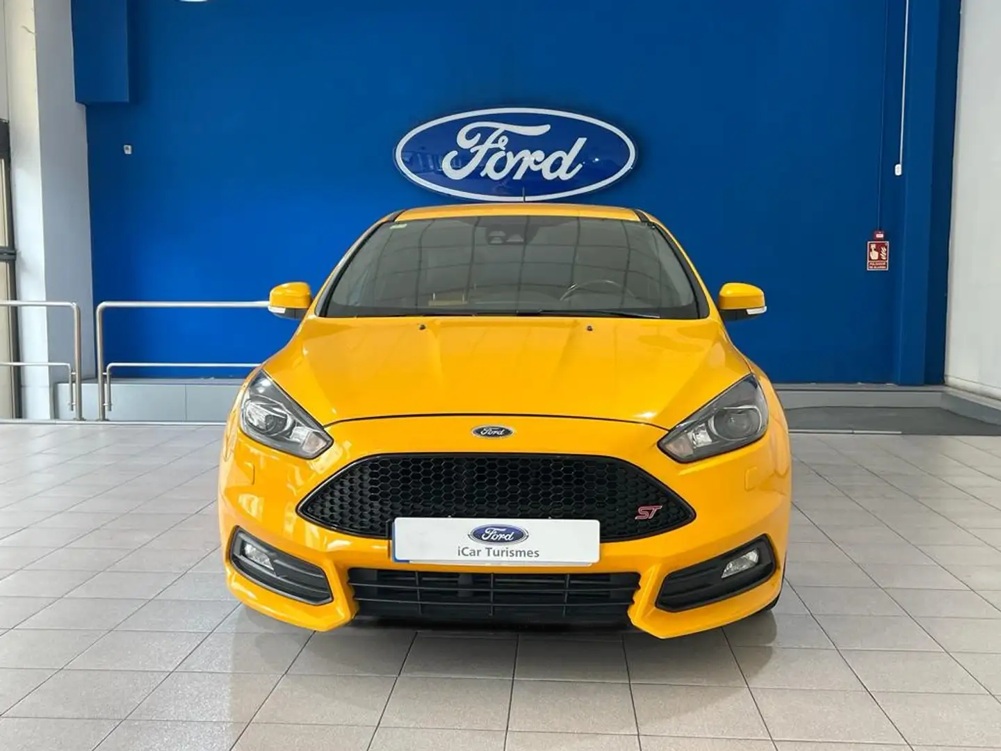 Ford Focus 2.0TDCi Auto-S&S ST Powershift 185 Geel - 1