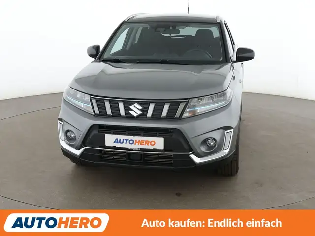 Suzuki Vitara view 9