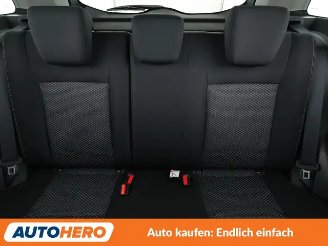 Suzuki Vitara view 15