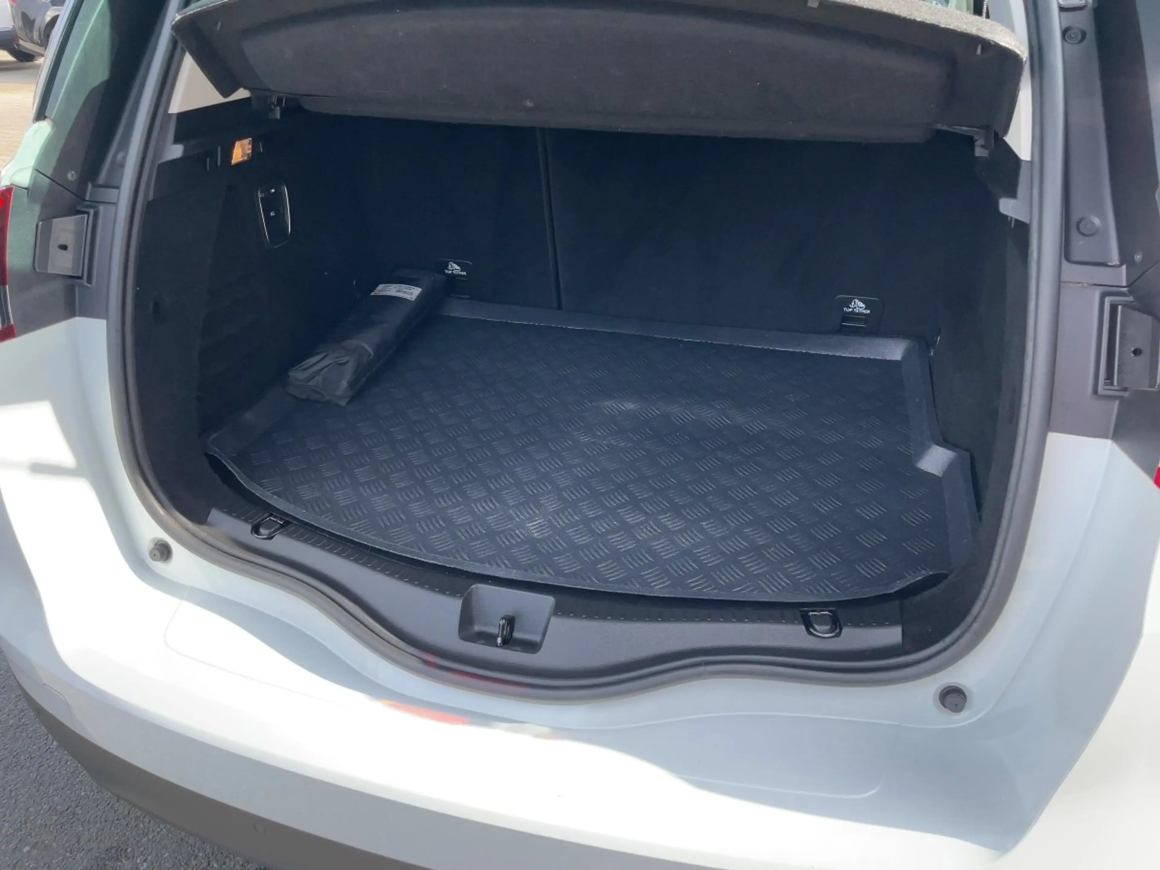 Renault Scenic IV 1.3 TCe 140 GPF Intens LED+Navi+Kam. — photo 7