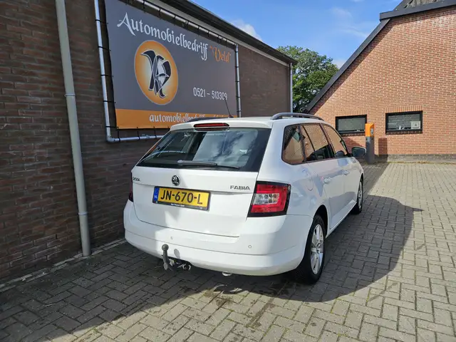 Skoda Fabia view 26