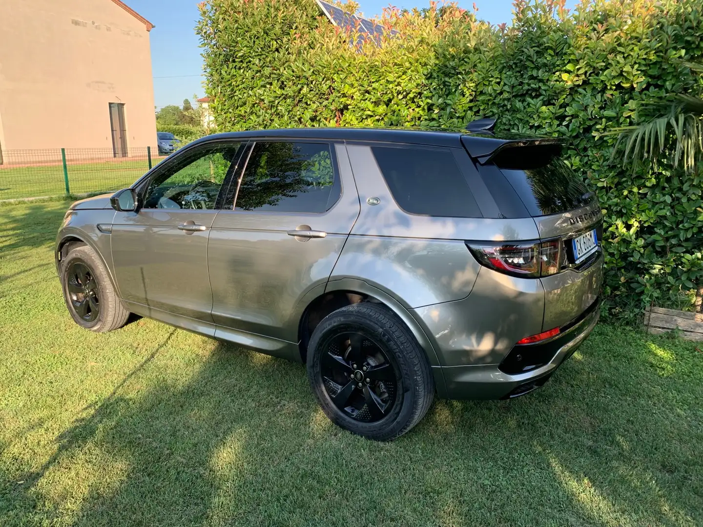 Land Rover Discovery Sport R-Dynamic HSE awd 163cv AUTOCARRO N1 Grigio - 2