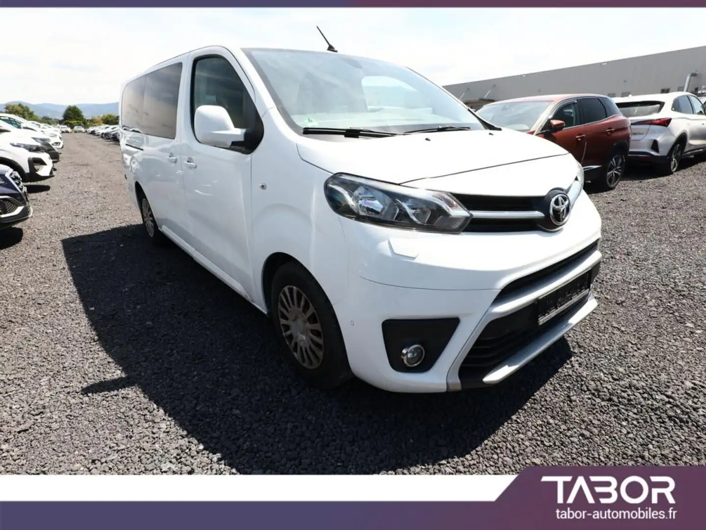 Toyota Proace Verso 2.0 D-4D 150 L2 Family 9S Weiß - 2