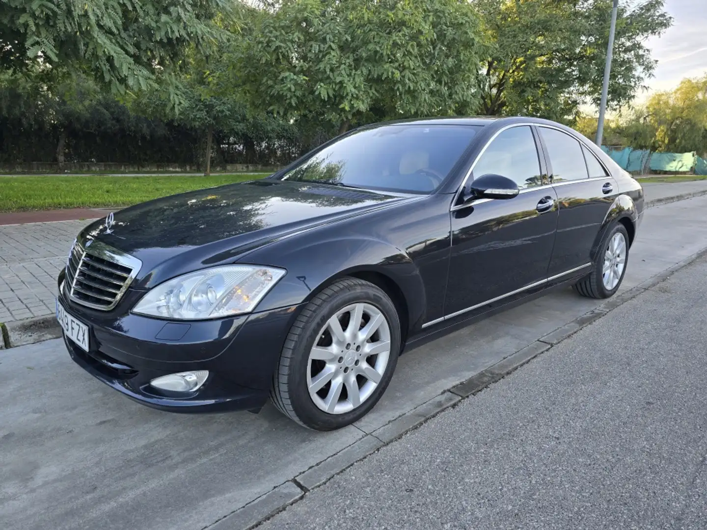 Mercedes-Benz S 500 Aut. Negru - 1