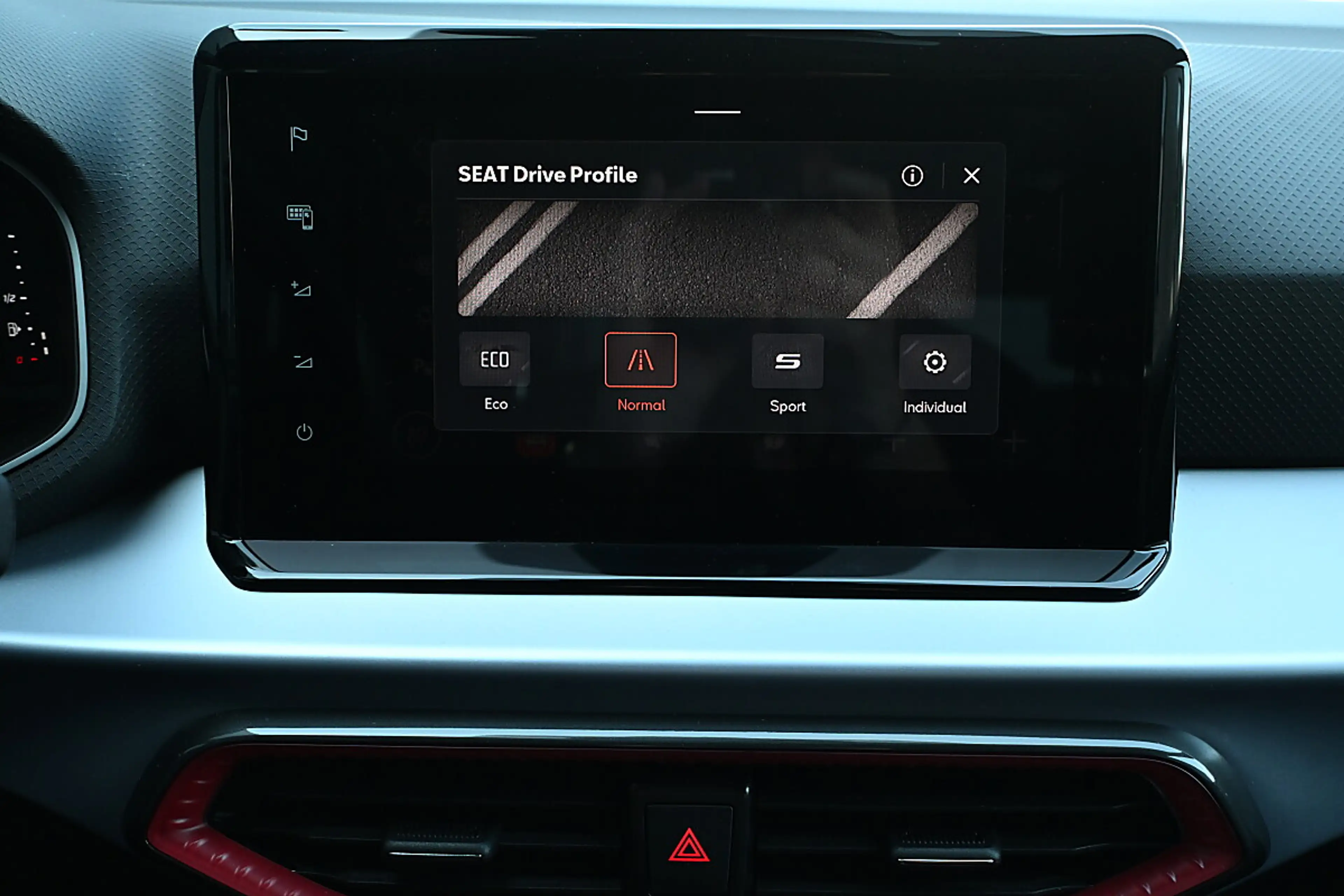 SEAT Arona 1,0 Eco TSI FR ACC, LED, Navi, Kamera, Parklenk... — photo 14