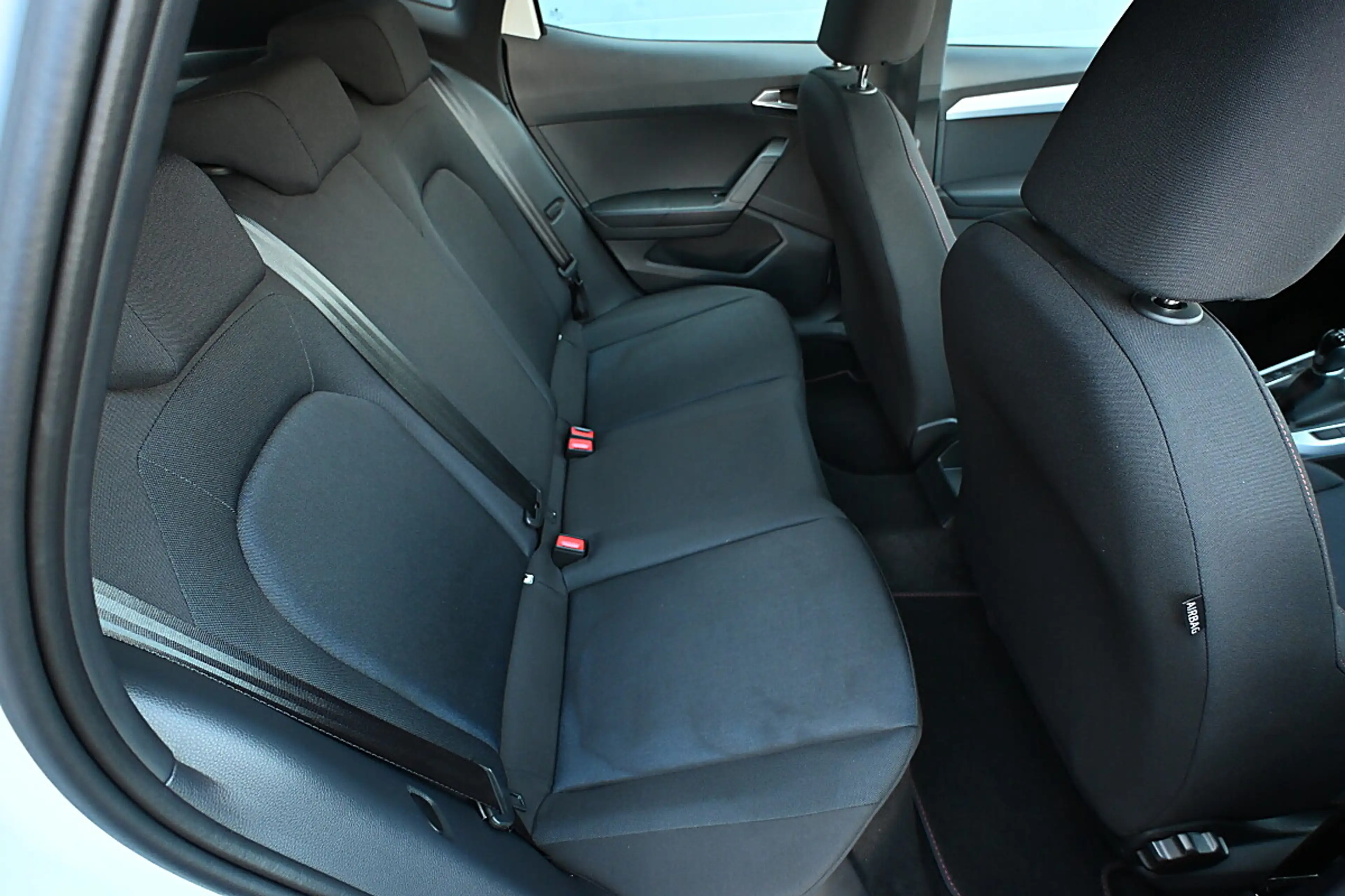 SEAT Arona 1,0 Eco TSI FR ACC, LED, Navi, Kamera, Parklenk... — photo 7