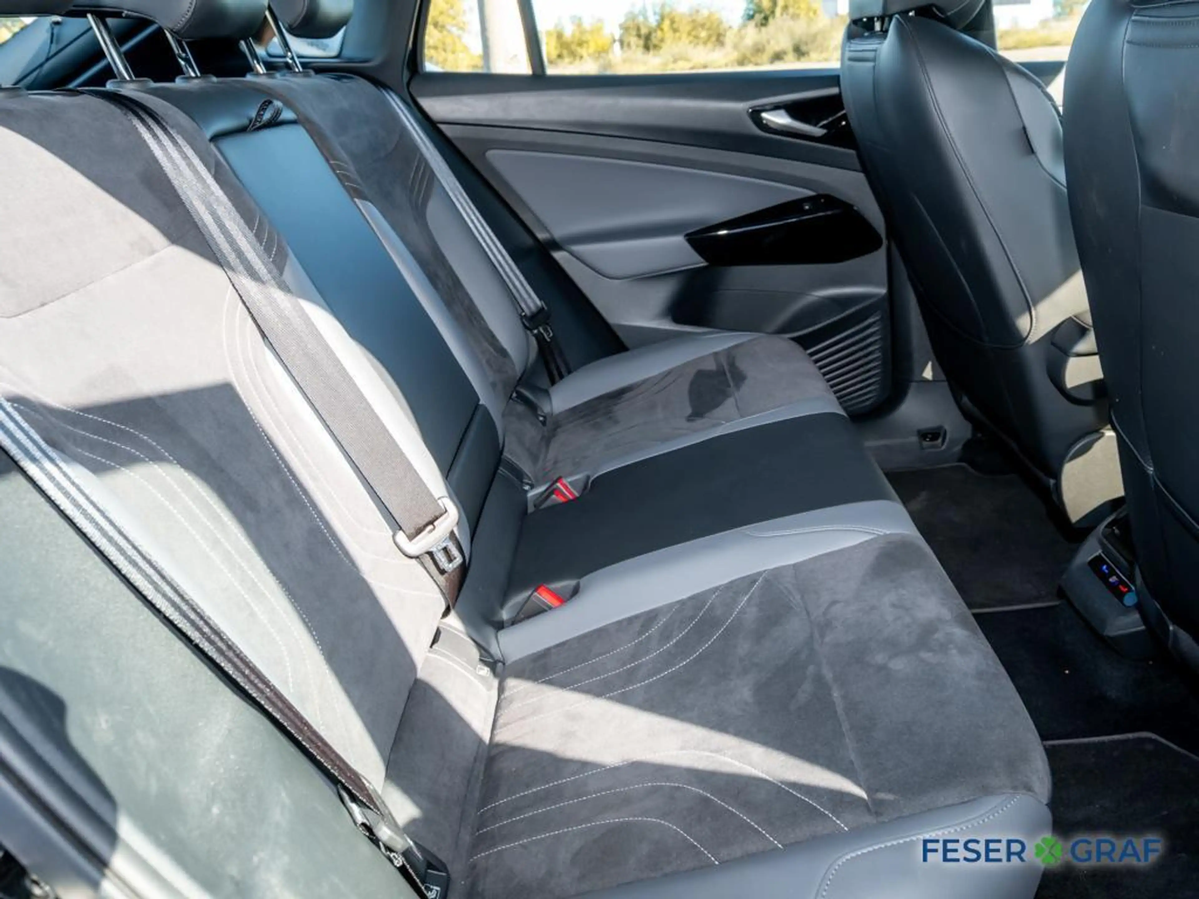 Volkswagen ID.5 Pro Performance 77 kWh Wärmepumpe/Kamera/Navi — photo 8