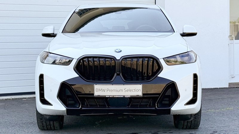 BMW X6 xDrive30d — photo 2