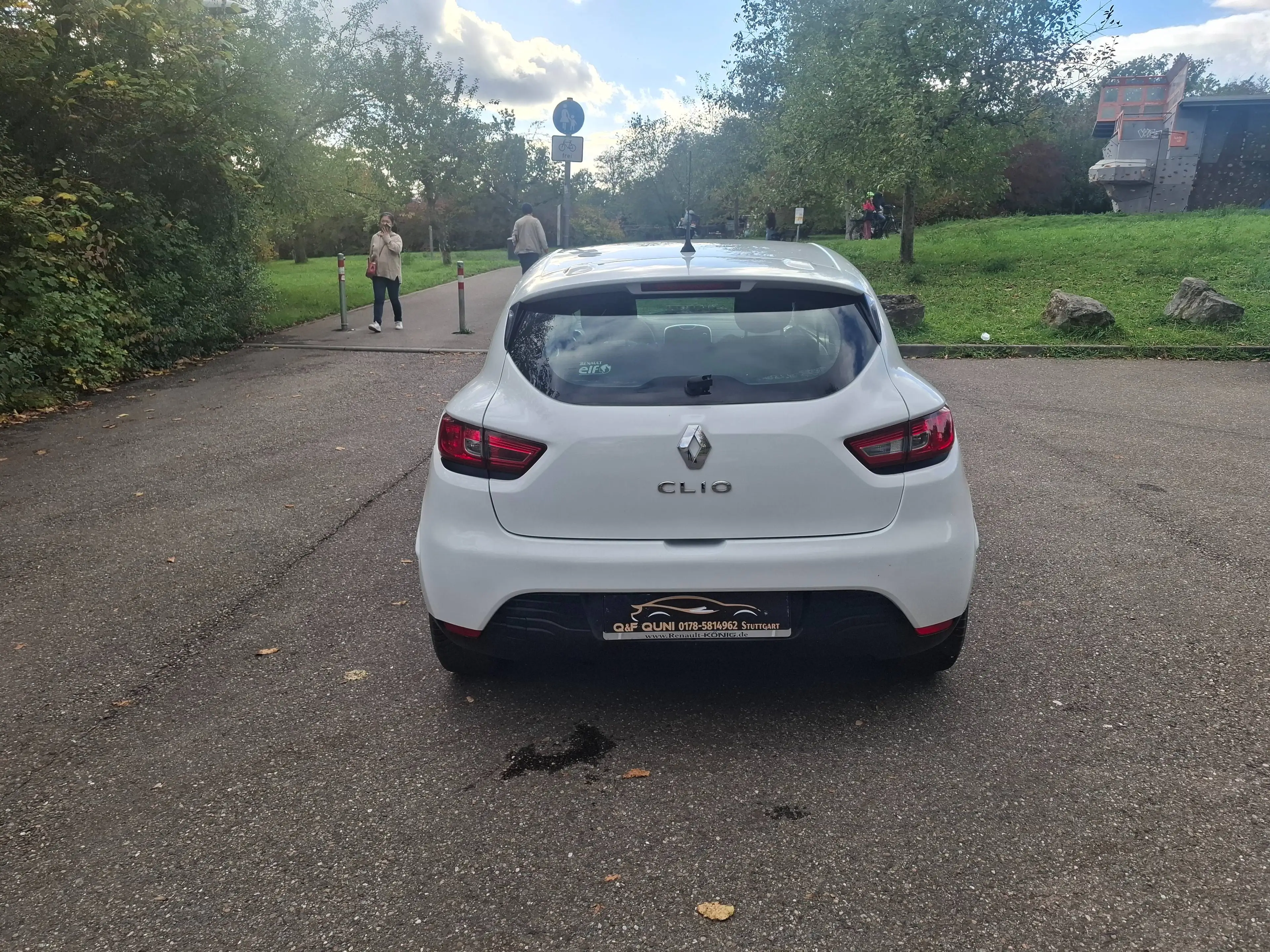 Renault Clio — photo 8