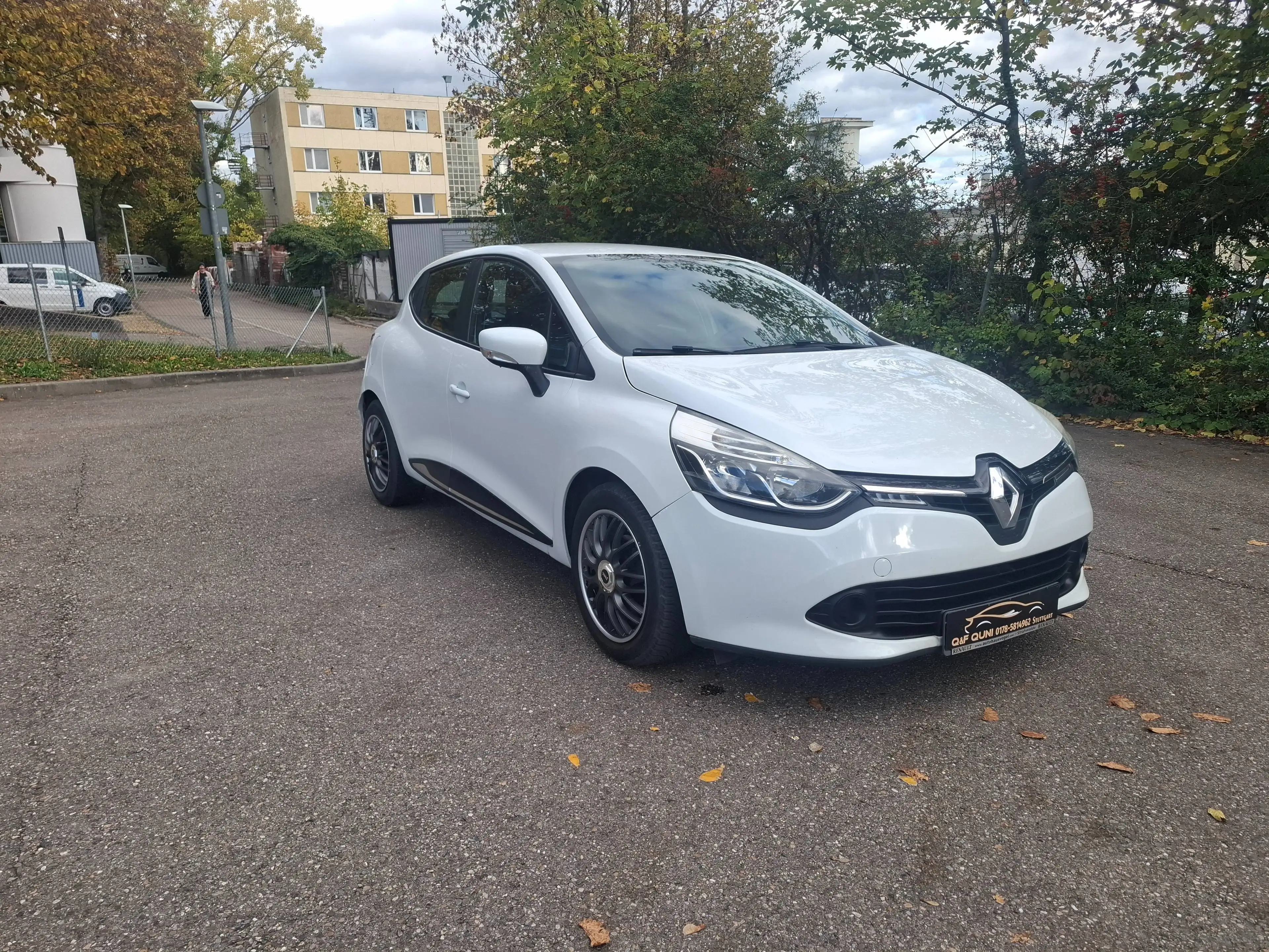 Renault Clio — photo 3