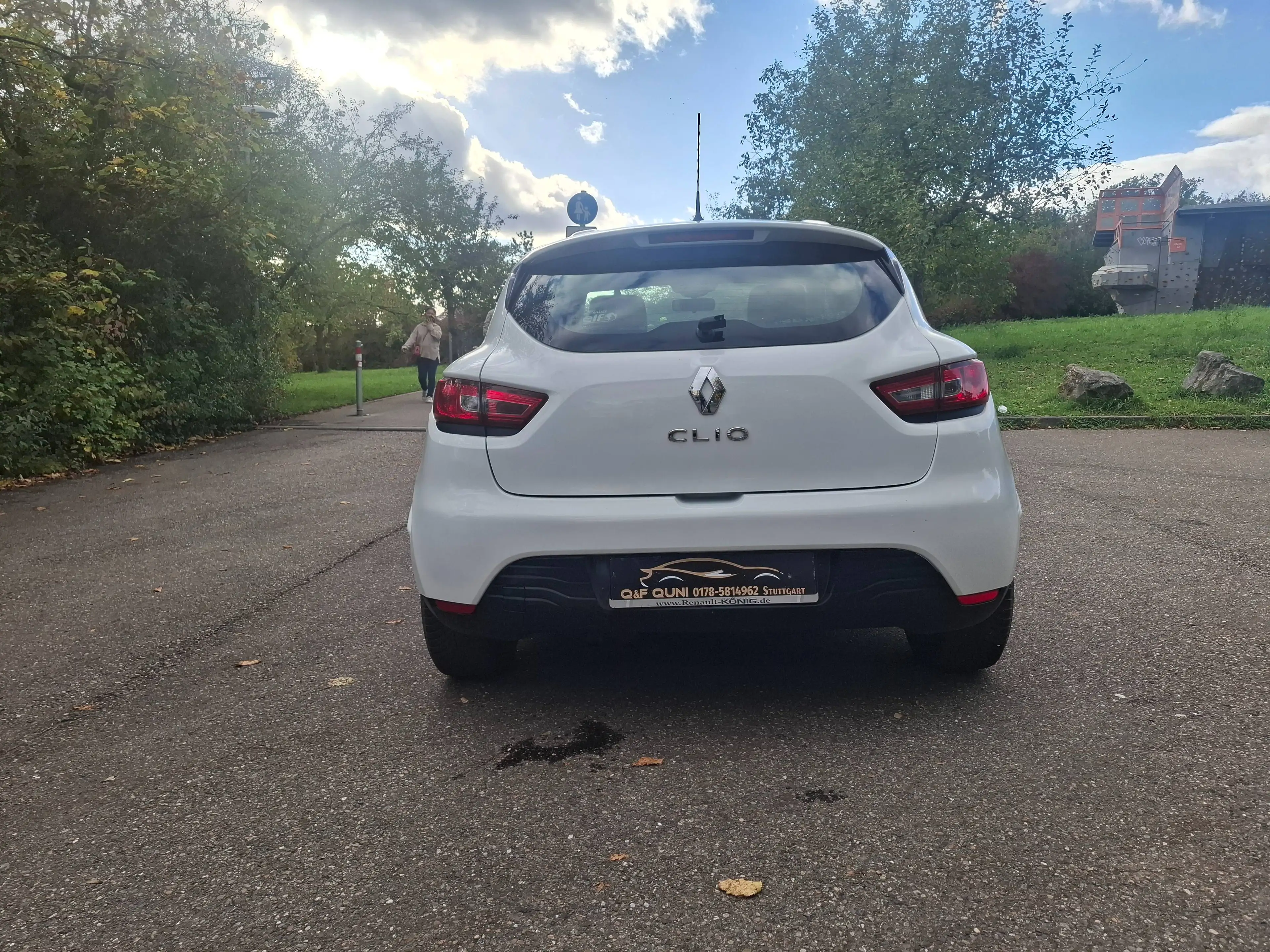 Renault Clio — photo 7