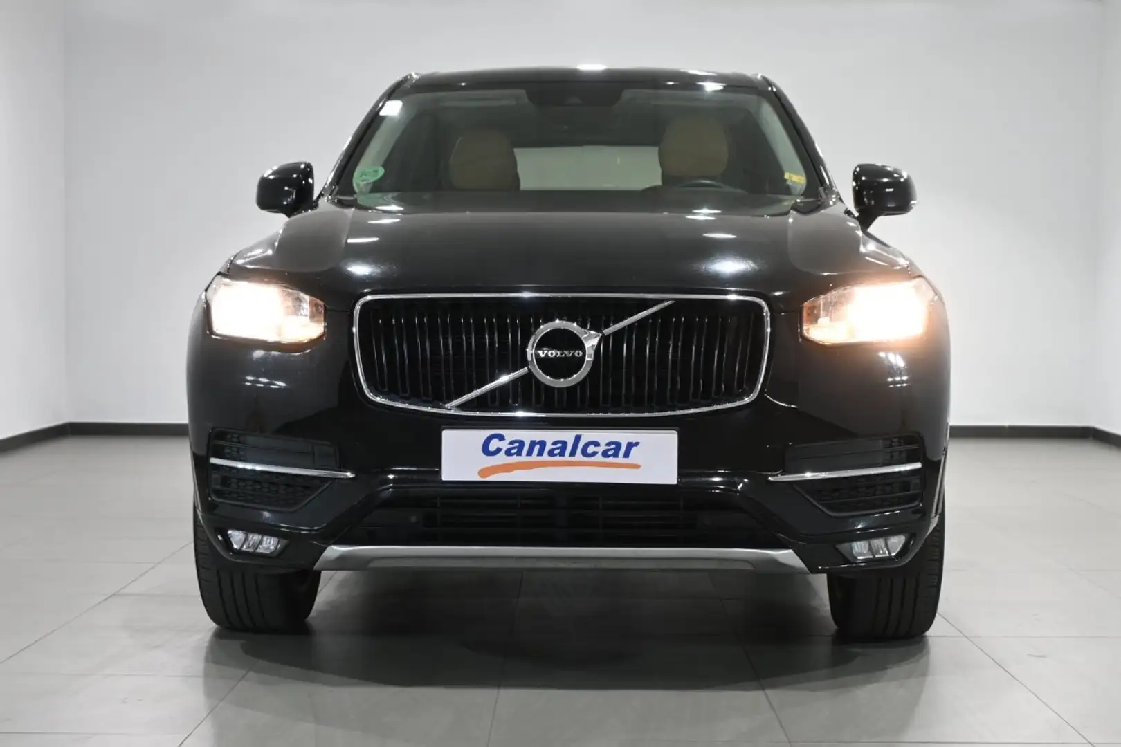 Volvo XC90 D5 Momentum AWD 225 Aut. Negro - 2