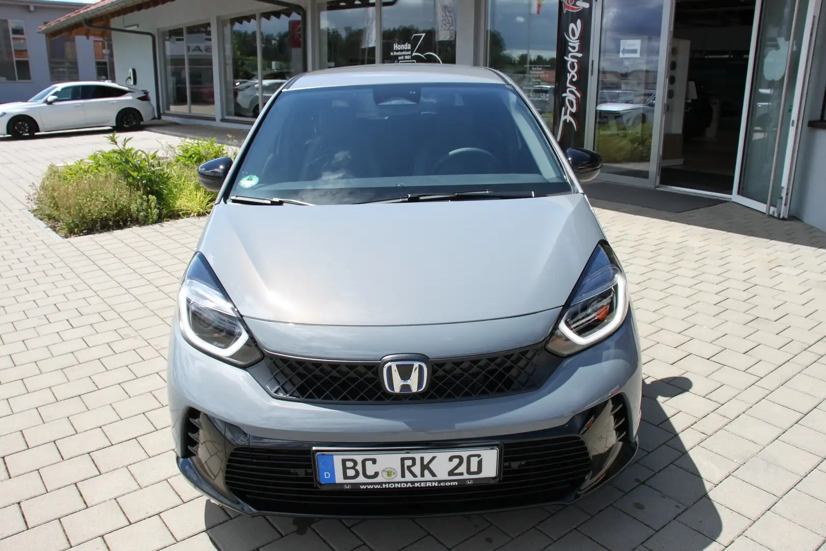 Honda Jazz 1.5 Advance Sport i-MMD Hybrid Grau - 2