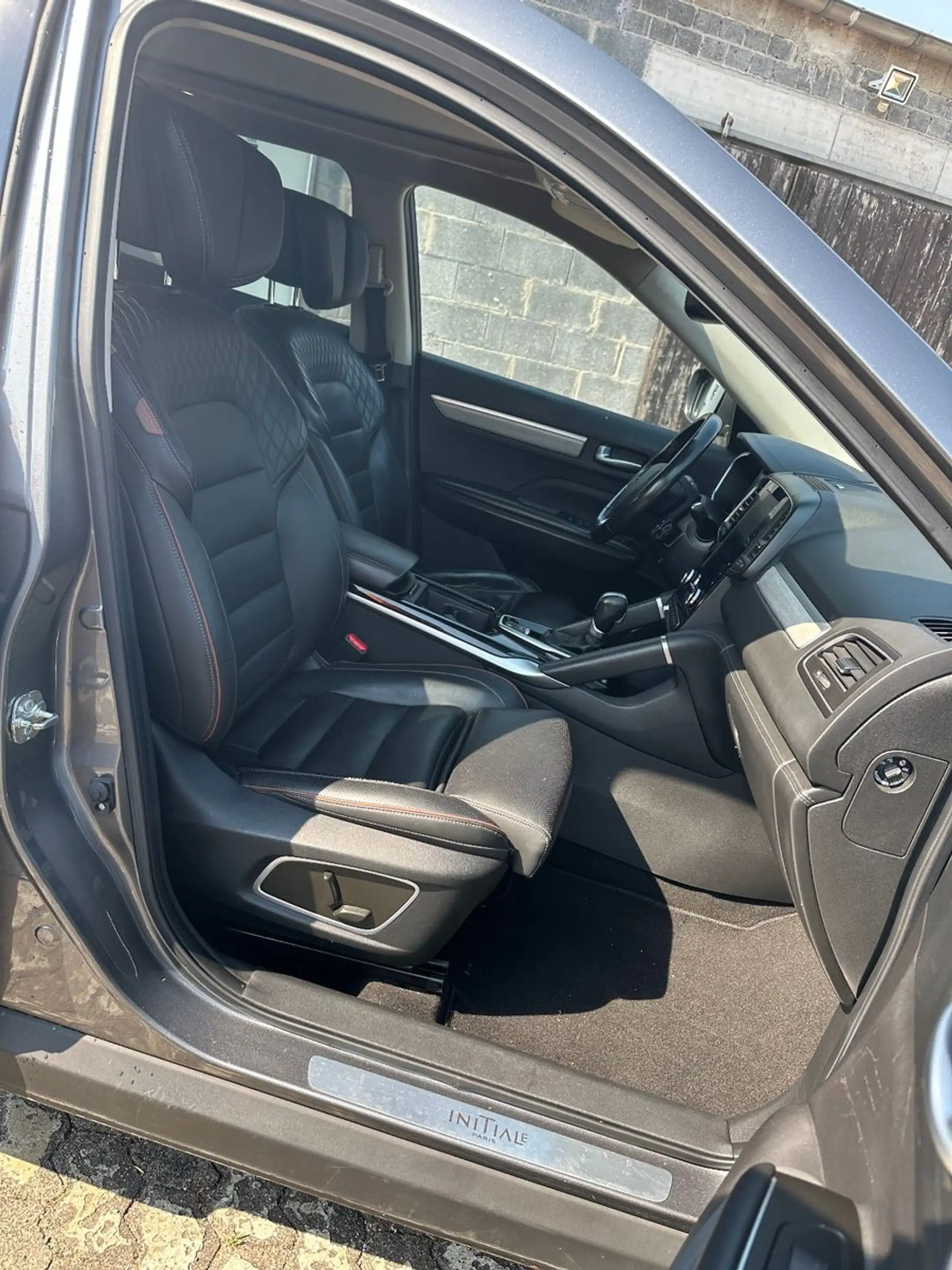 Renault Koleos Initiale Paris — photo 15