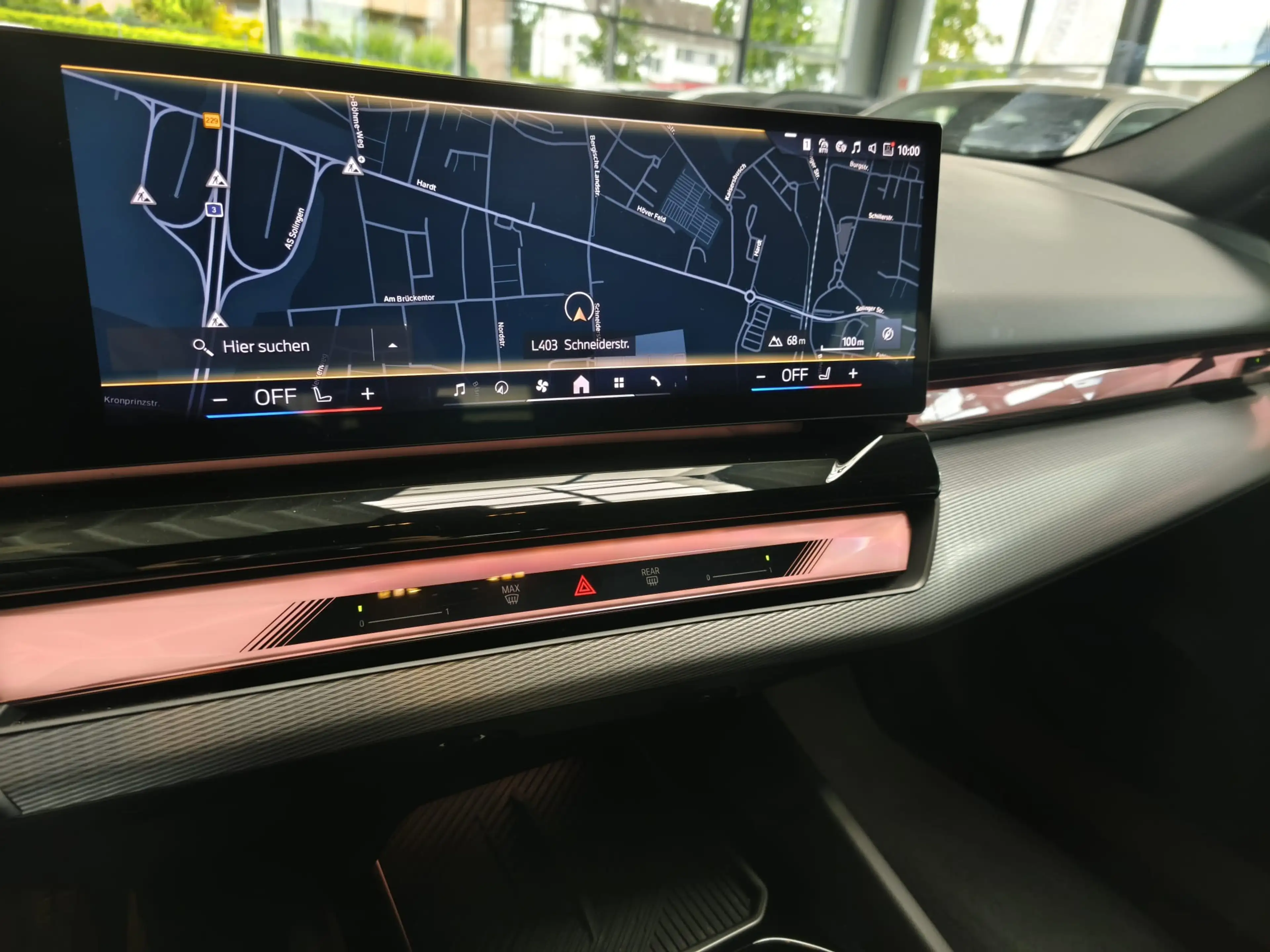 BMW 520 d xDrive M Sport Tour AHK/RFK/H&K/ACC/20" — photo 11