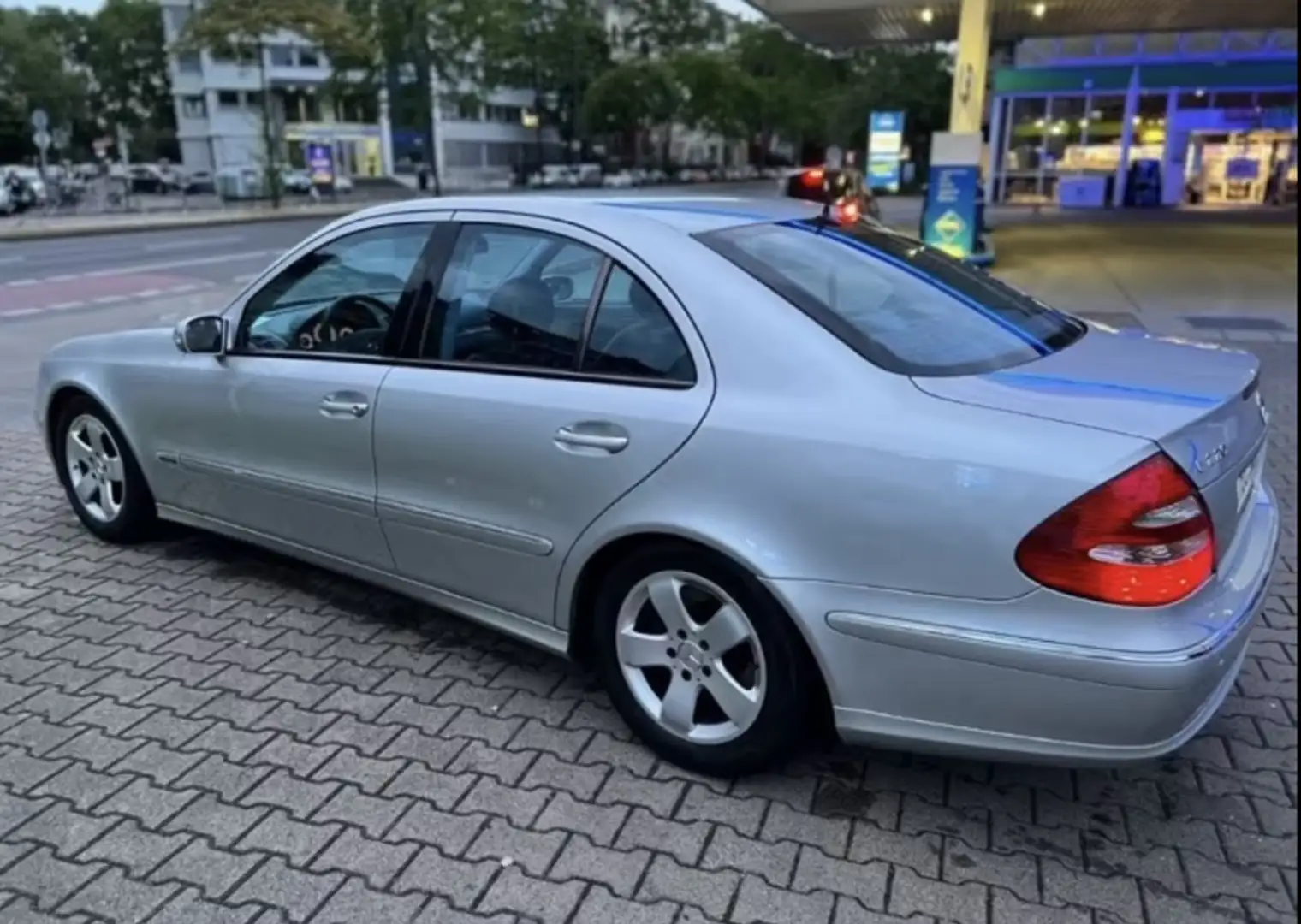 Mercedes-Benz E 220 CDI Avantgarde - 1