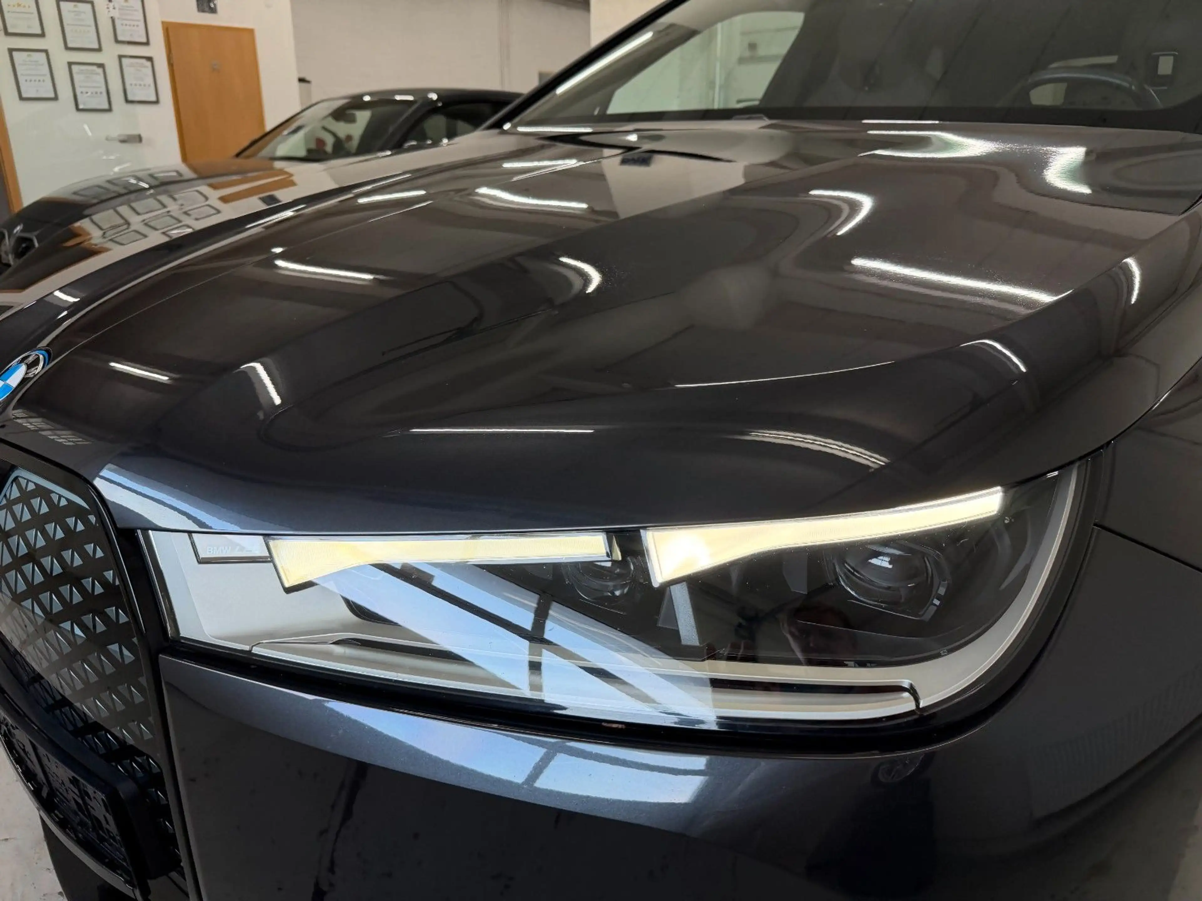 BMW iX 40 Sport Keyless-Go Leder Driving As Pro. H&K — photo 14