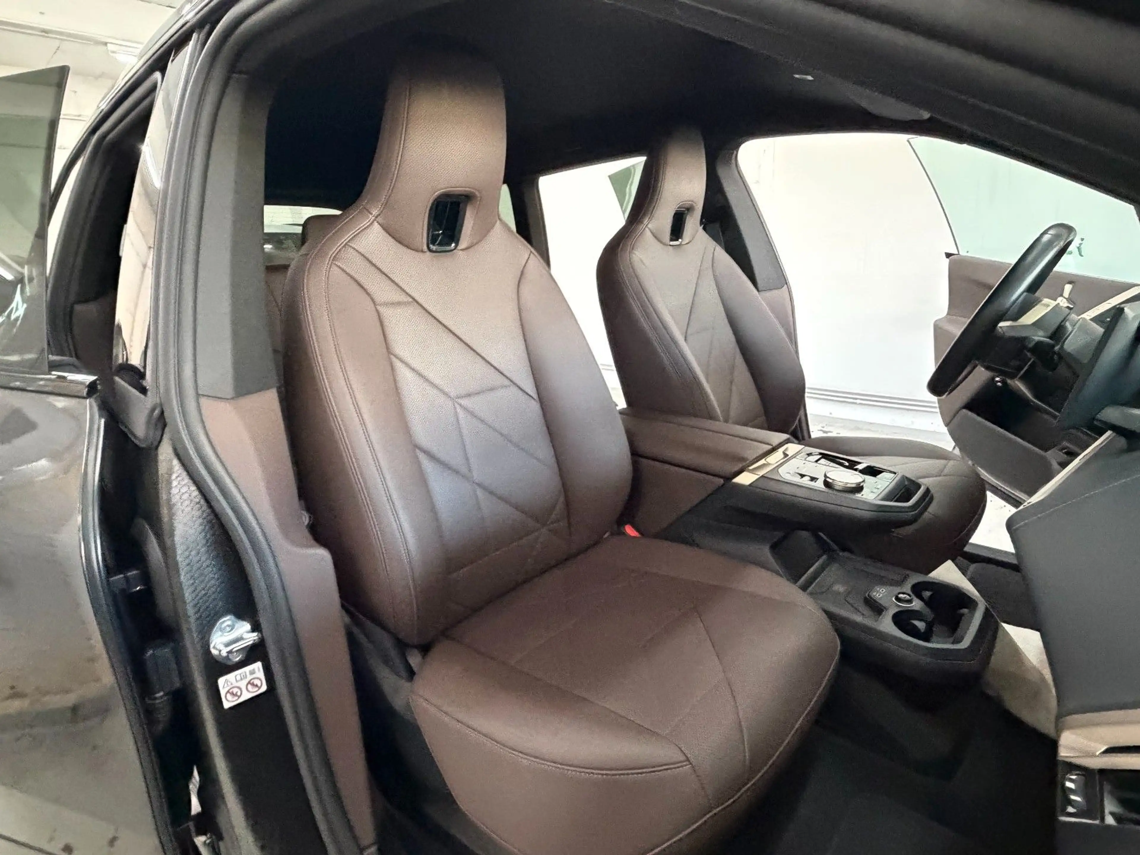 BMW iX 40 Sport Keyless-Go Leder Driving As Pro. H&K — photo 9
