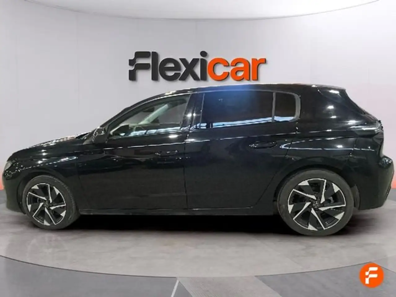 Peugeot 308 1.2 PureTech S&S Active 130 — Vehicle gallery 4